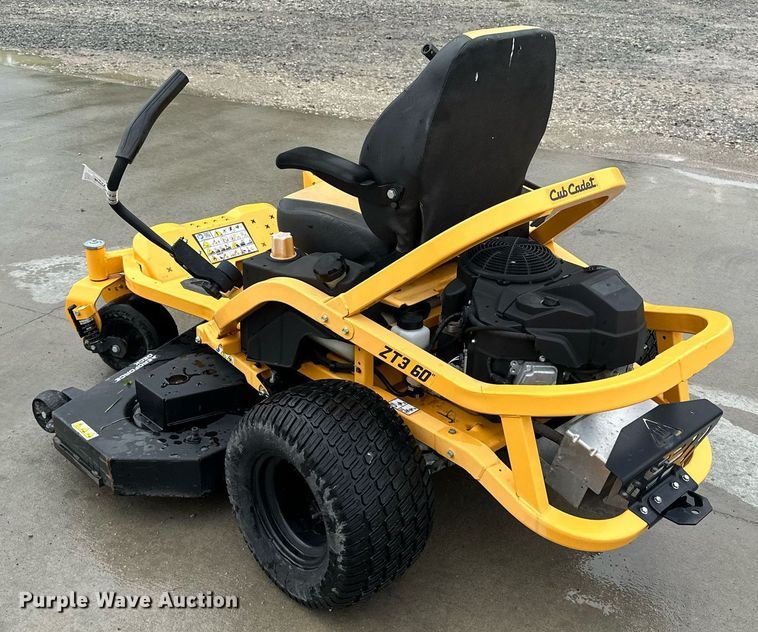 image for item DF8626 2019 Cub Cadet Ultima ZT3 ZTR lawn mower