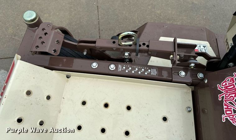 image for item DF8627 2022 Grasshopper 125V ZTR lawn mower