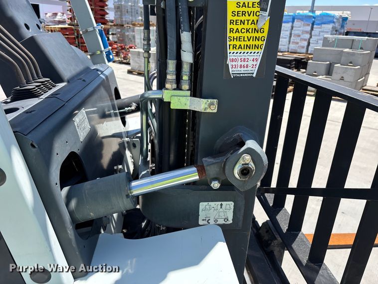 image for item DH8656 2015 Nissan PF80YLP forklift