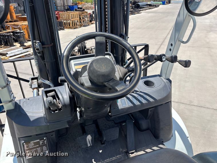 image for item DH8656 2015 Nissan PF80YLP forklift