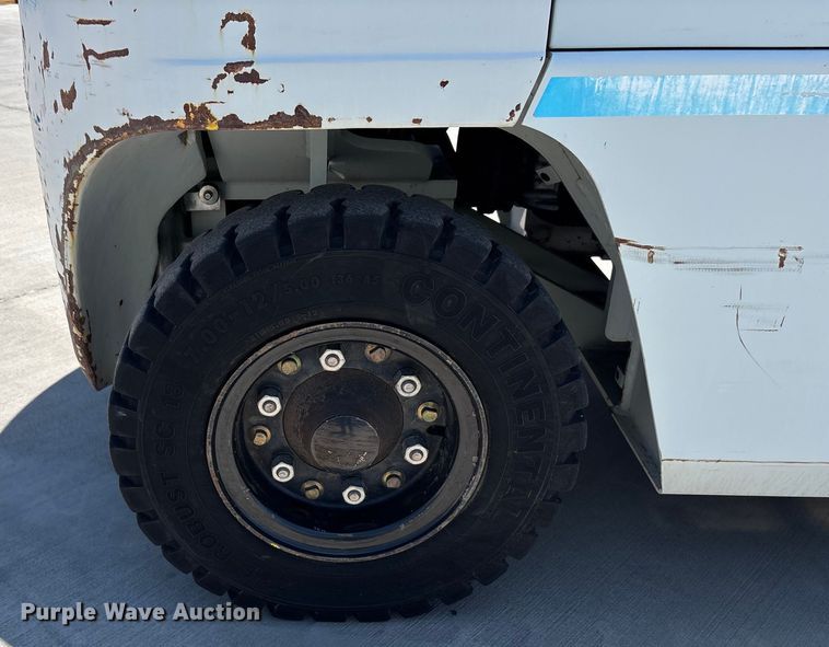 image for item DH8656 2015 Nissan PF80YLP forklift