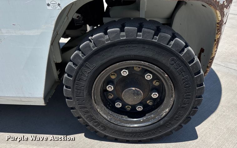 image for item DH8656 2015 Nissan PF80YLP forklift