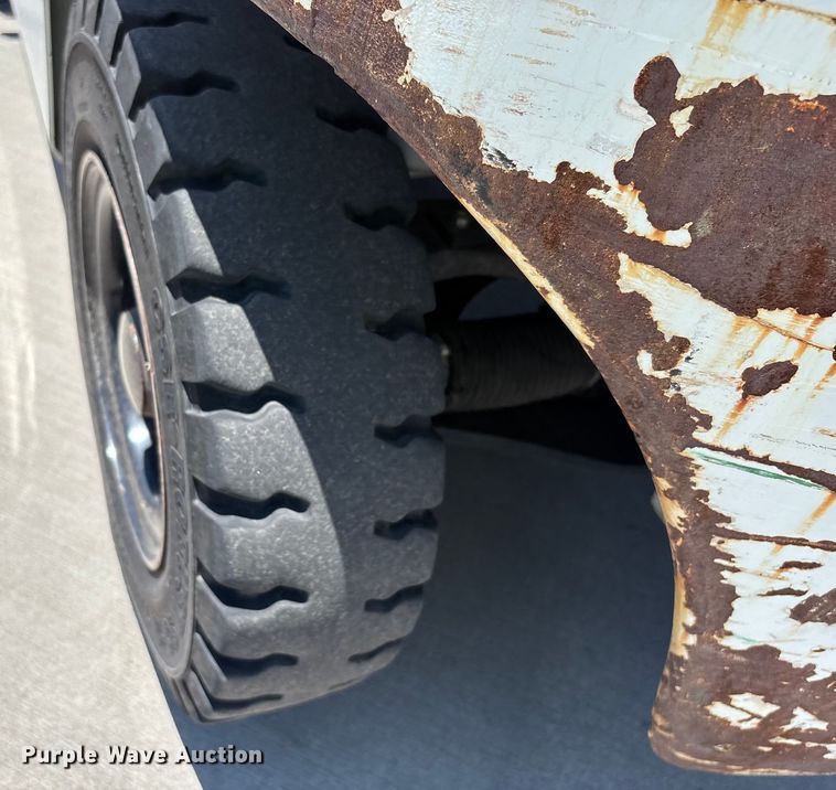 image for item DH8656 2015 Nissan PF80YLP forklift