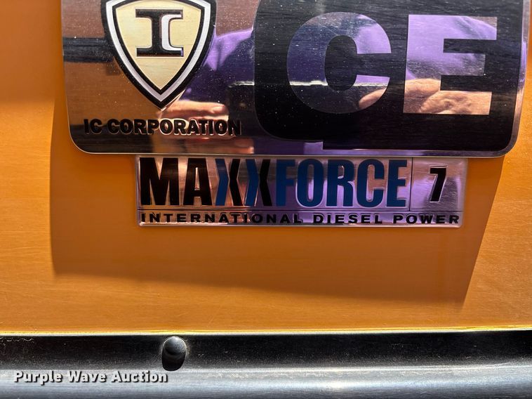 image for item DH8660 2013 International CE school bus