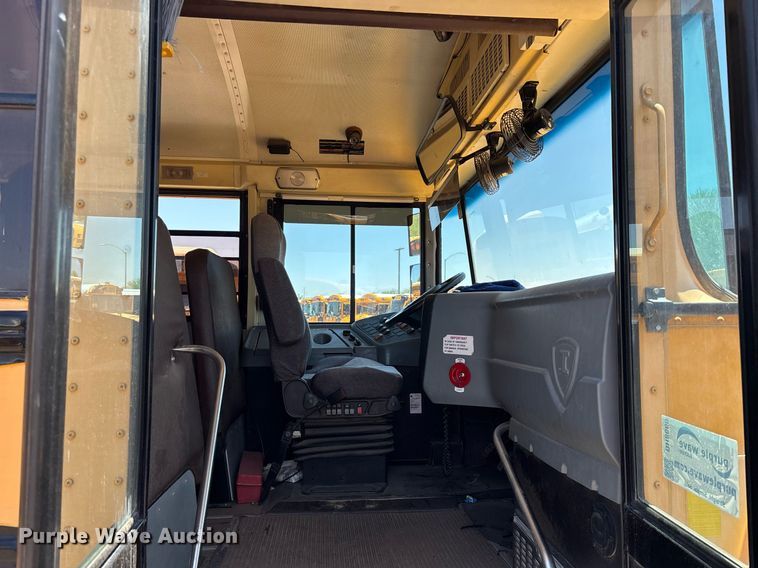 image for item DH8660 2013 International CE school bus