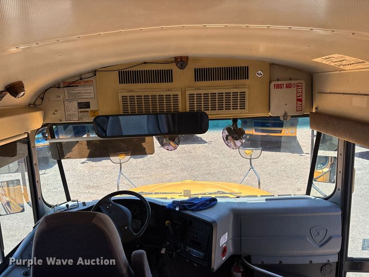 image for item DH8660 2013 International CE school bus