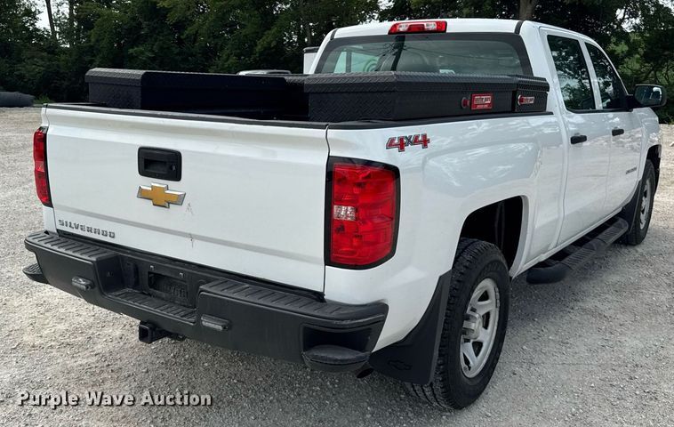 image for item DJ9526 2015 Chevrolet Silverado 1500 Crew Cab pickup truck