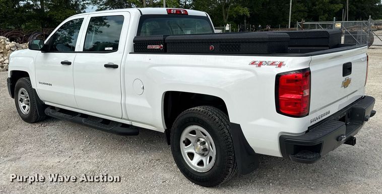 image for item DJ9526 2015 Chevrolet Silverado 1500 Crew Cab pickup truck