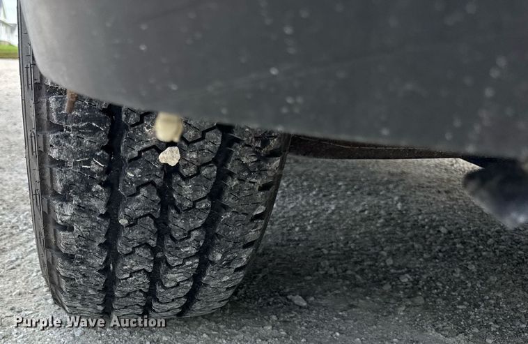 image for item DJ9526 2015 Chevrolet Silverado 1500 Crew Cab pickup truck