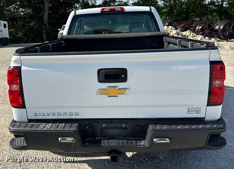 image for item DJ9533 2015 Chevrolet Silverado 1500 Double Cab pickup truck