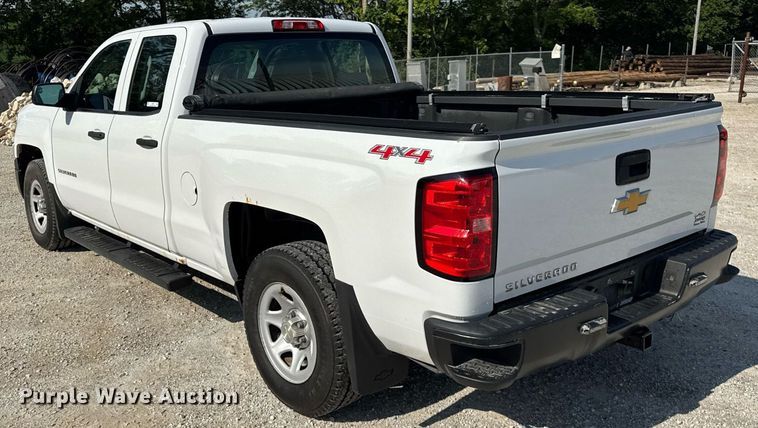 image for item DJ9533 2015 Chevrolet Silverado 1500 Double Cab pickup truck