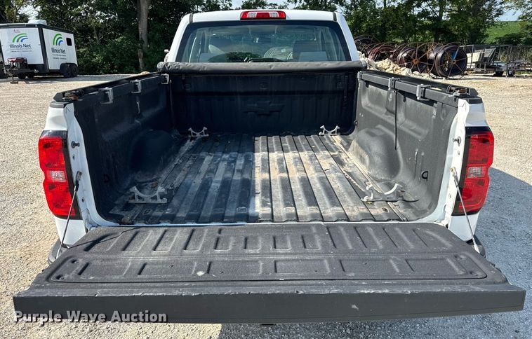 image for item DJ9533 2015 Chevrolet Silverado 1500 Double Cab pickup truck