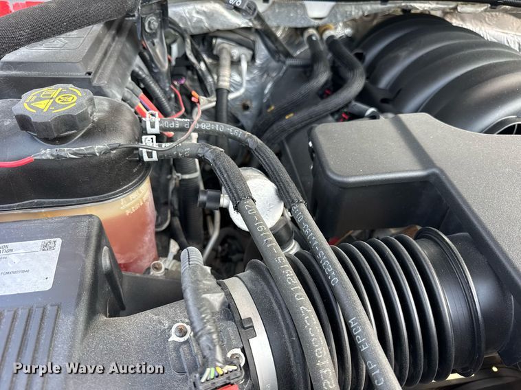 image for item DJ9533 2015 Chevrolet Silverado 1500 Double Cab pickup truck