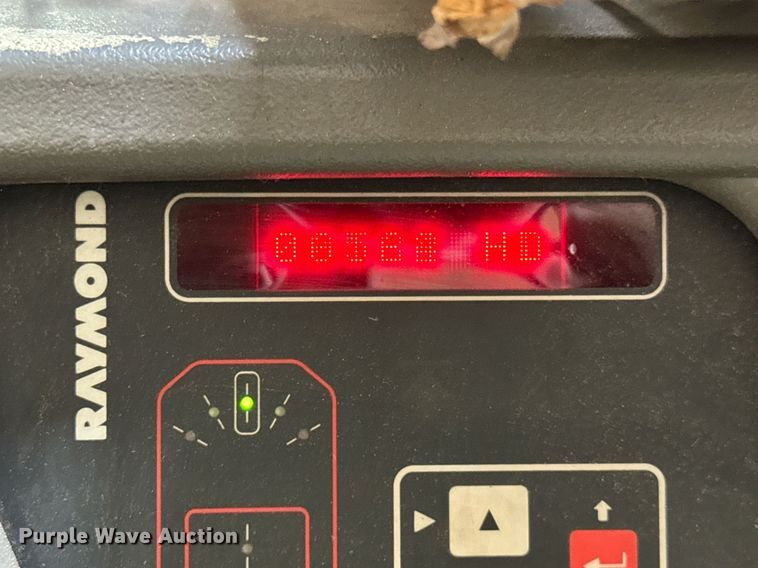 image for item DJ9633 2016 Raymond 5600 order picker