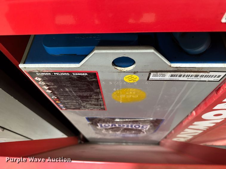 image for item DJ9633 2016 Raymond 5600 order picker