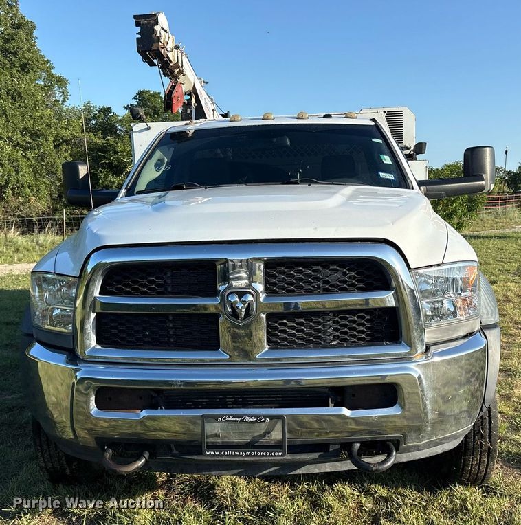 image for item DM1952 2014 Dodge Ram 5500 utility / service truck