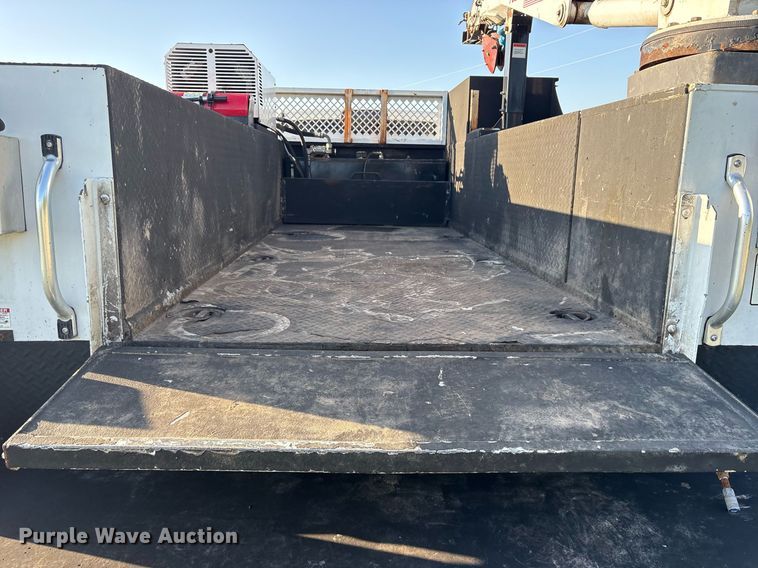 image for item DM1952 2014 Dodge Ram 5500 utility / service truck