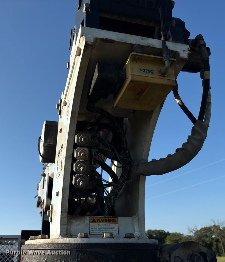 image for item DM1952 2014 Dodge Ram 5500 utility / service truck