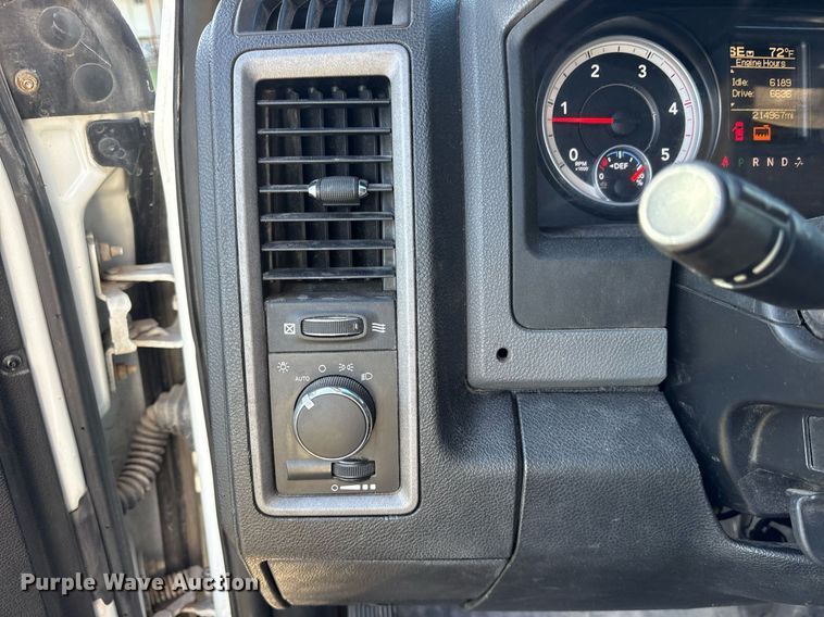 image for item DM1952 2014 Dodge Ram 5500 utility / service truck