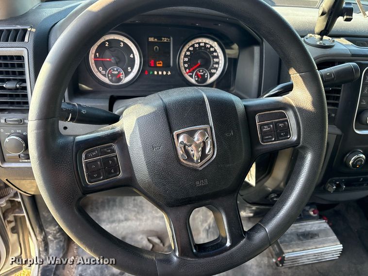 image for item DM1952 2014 Dodge Ram 5500 utility / service truck