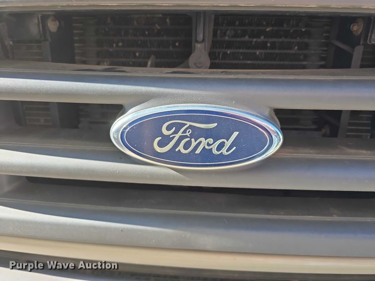 image for item DR3821 2007 Ford E250 handicap accessible van