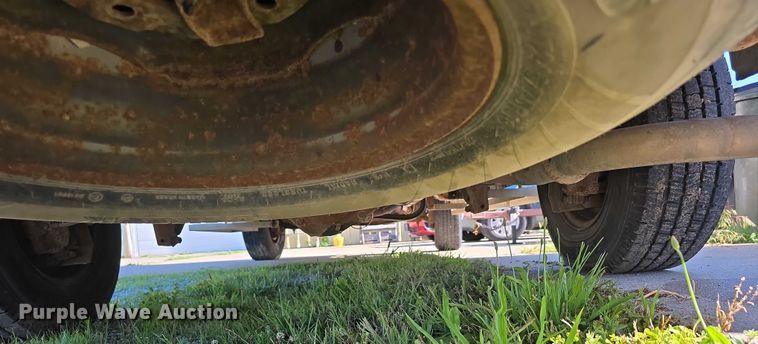 image for item DR3821 2007 Ford E250 handicap accessible van