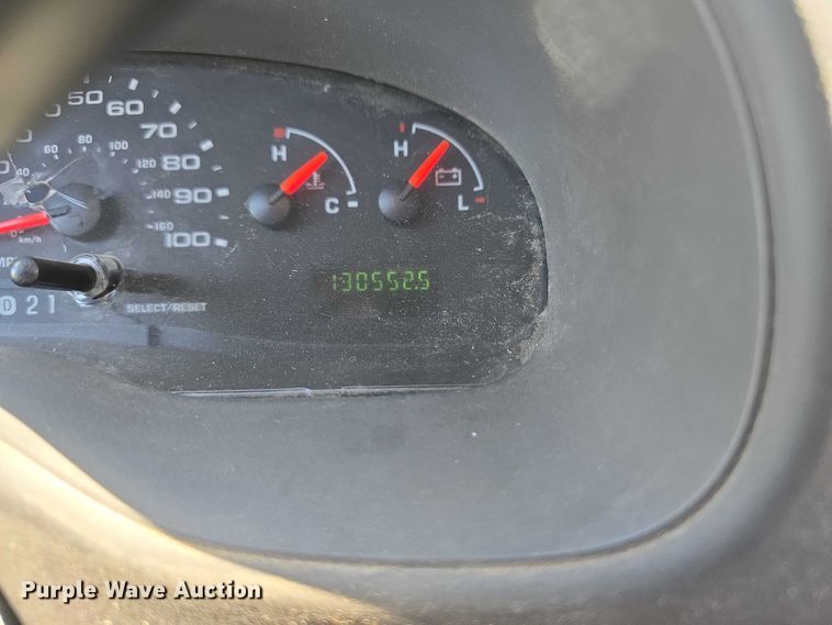 image for item DR3821 2007 Ford E250 handicap accessible van