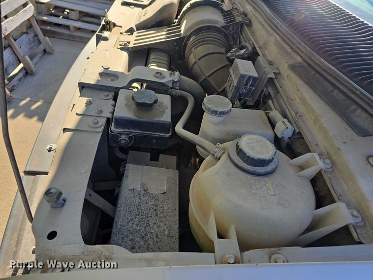 image for item DR3821 2007 Ford E250 handicap accessible van