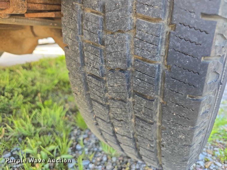 image for item DR3821 2007 Ford E250 handicap accessible van