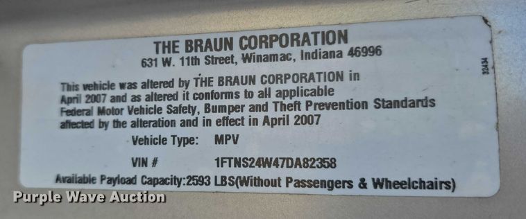 image for item DR3821 2007 Ford E250 handicap accessible van