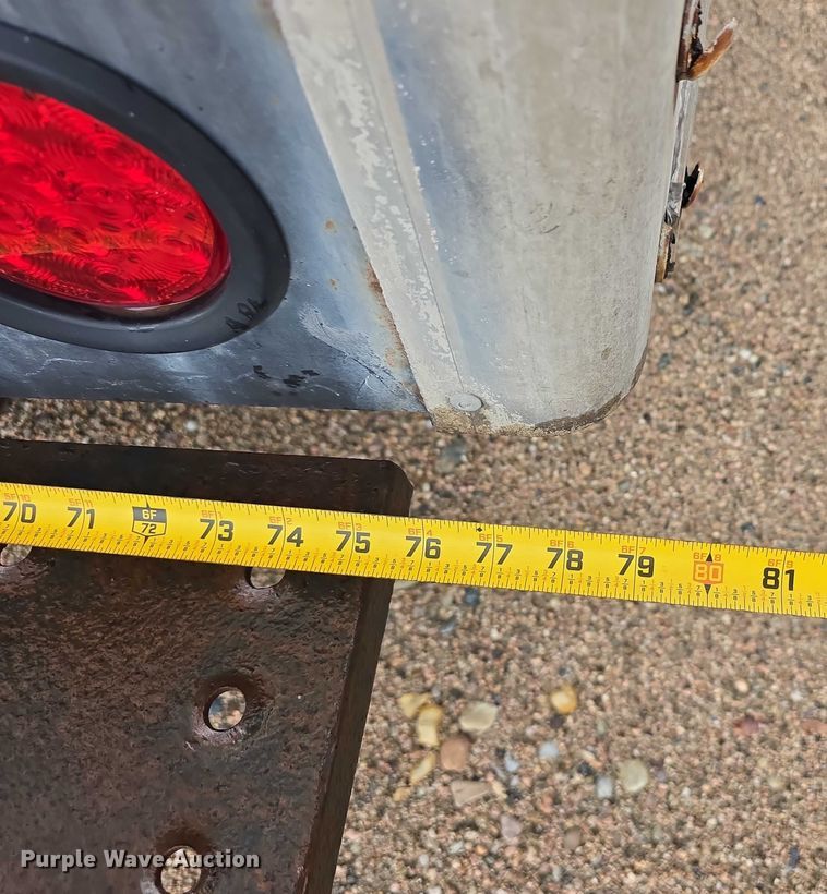 image for item DR3875 2001 Ford E350 Super Duty box truck