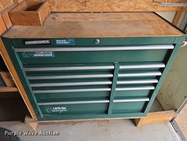 image for item DR3875 2001 Ford E350 Super Duty box truck