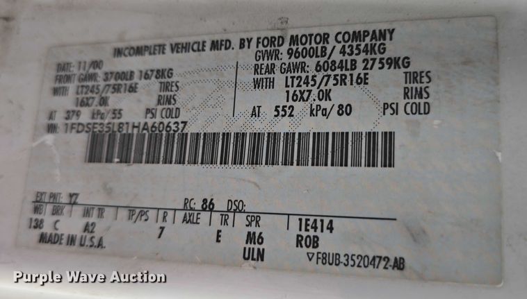 image for item DR3875 2001 Ford E350 Super Duty box truck