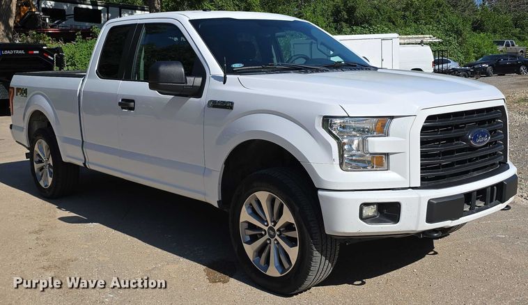 image for item DR3881 2017 Ford F150 XL SuperCab pickup truck