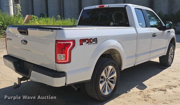 image for item DR3881 2017 Ford F150 XL SuperCab pickup truck