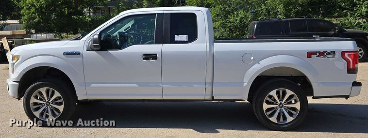 image for item DR3881 2017 Ford F150 XL SuperCab pickup truck