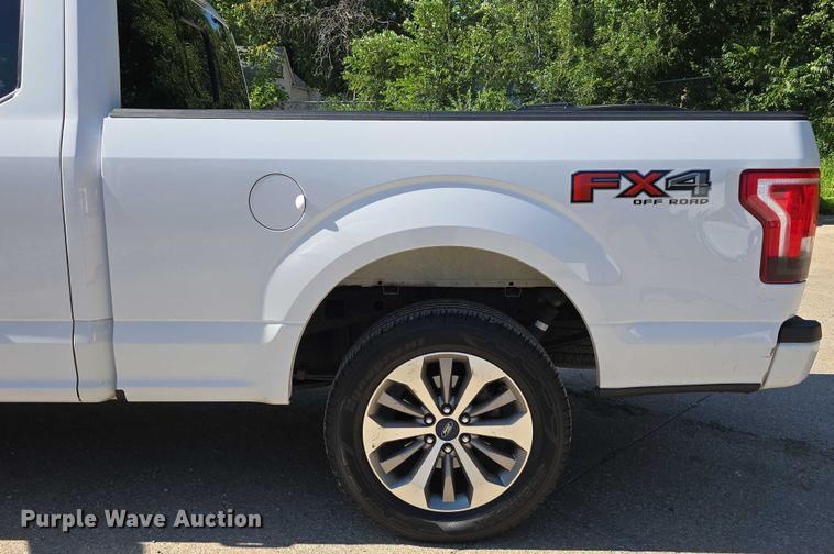 image for item DR3881 2017 Ford F150 XL SuperCab pickup truck