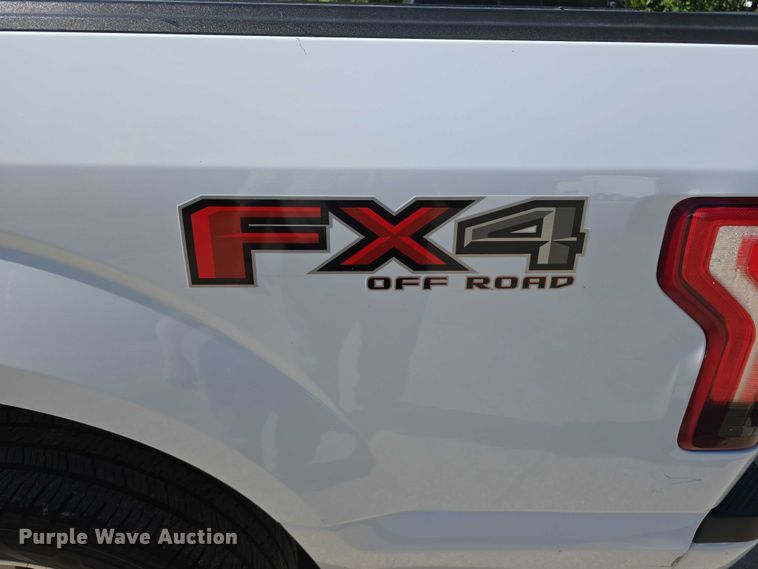 image for item DR3881 2017 Ford F150 XL SuperCab pickup truck