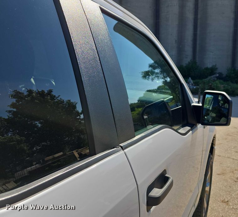 image for item DR3881 2017 Ford F150 XL SuperCab pickup truck