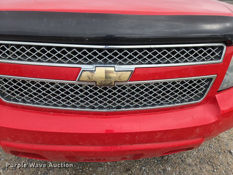 image for item DR3883 2010 Chevrolet Avalanche LTZ  Crew Cab pickup truck