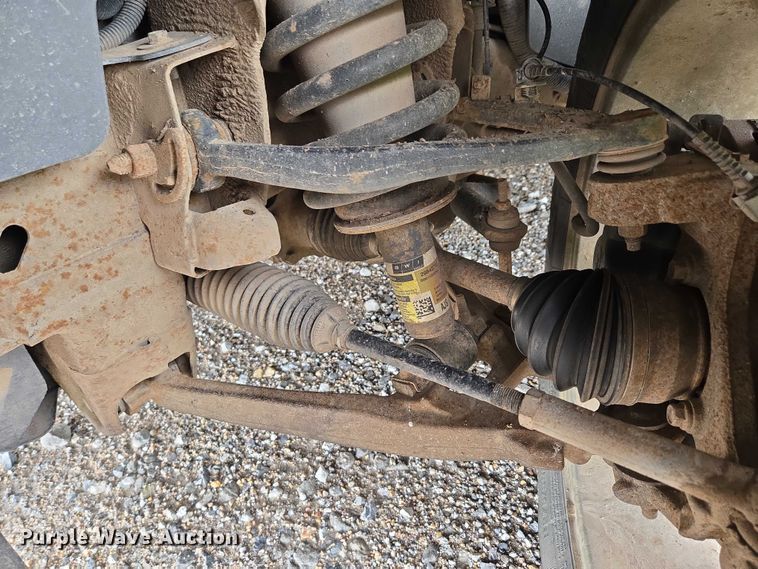 image for item DR3883 2010 Chevrolet Avalanche LTZ  Crew Cab pickup truck