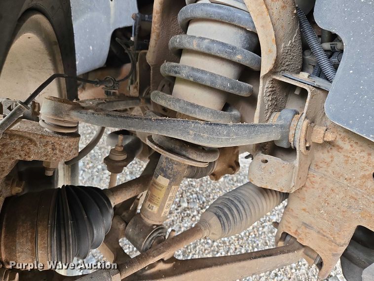 image for item DR3883 2010 Chevrolet Avalanche LTZ  Crew Cab pickup truck