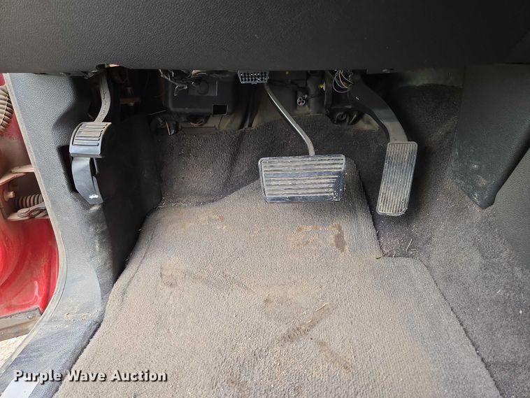 image for item DR3883 2010 Chevrolet Avalanche LTZ  Crew Cab pickup truck