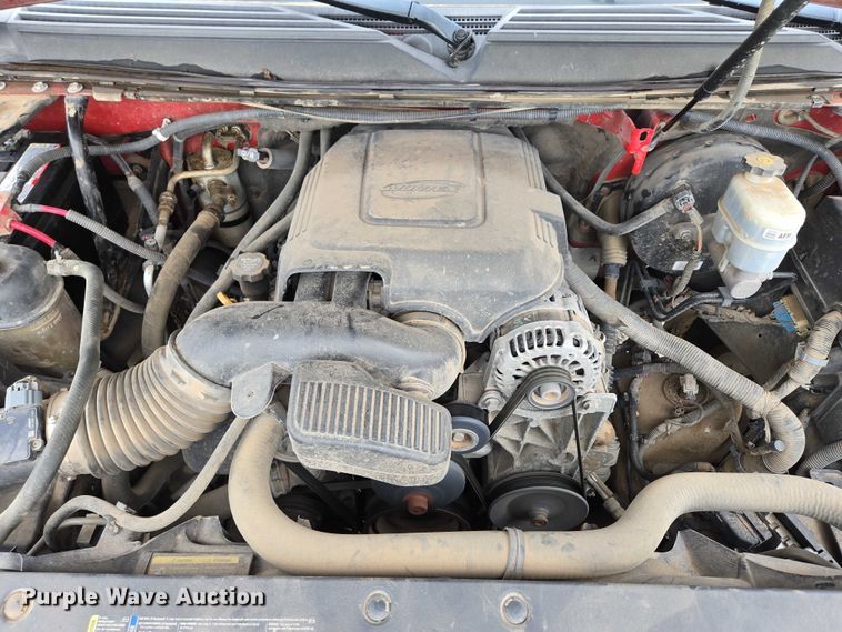 image for item DR3883 2010 Chevrolet Avalanche LTZ  Crew Cab pickup truck