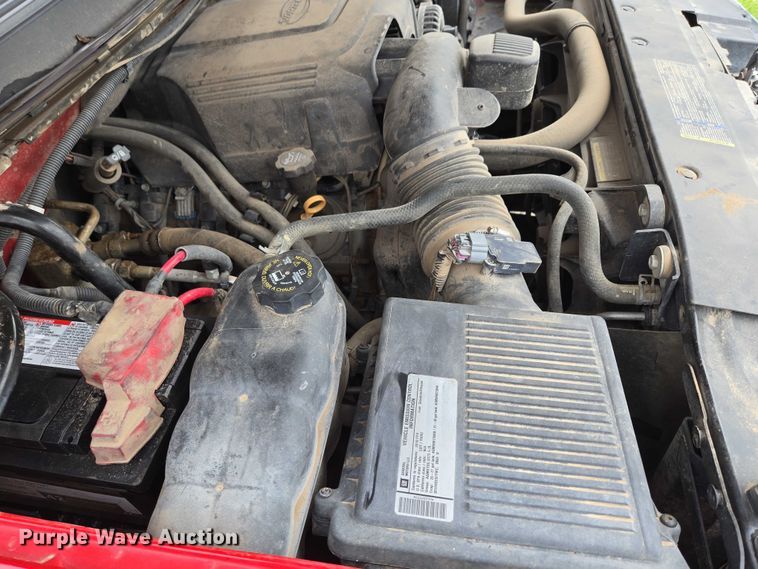 image for item DR3883 2010 Chevrolet Avalanche LTZ  Crew Cab pickup truck