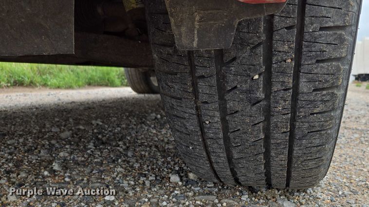 image for item DR3883 2010 Chevrolet Avalanche LTZ  Crew Cab pickup truck