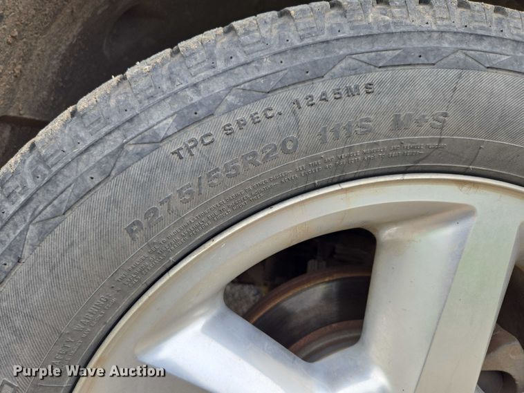 image for item DR3883 2010 Chevrolet Avalanche LTZ  Crew Cab pickup truck