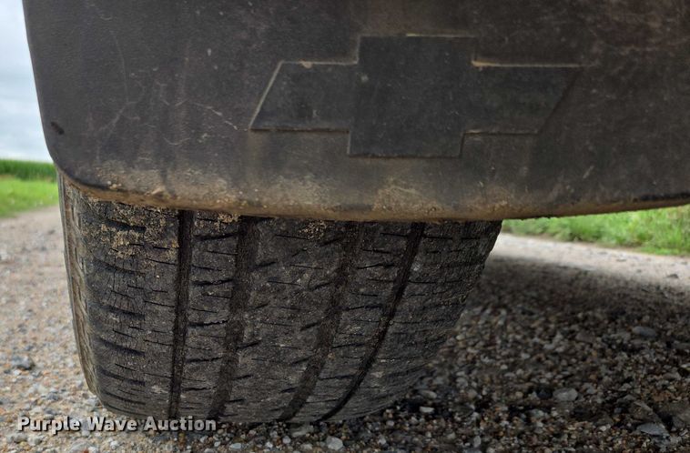 image for item DR3883 2010 Chevrolet Avalanche LTZ  Crew Cab pickup truck