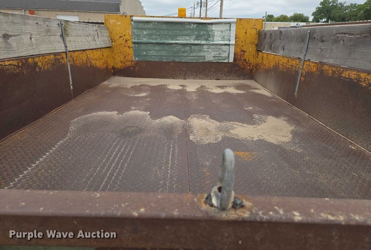 image for item DR3885 1970 Ford F750 dump truck