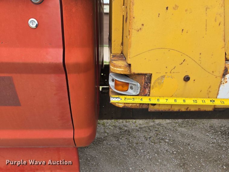 image for item DR3885 1970 Ford F750 dump truck